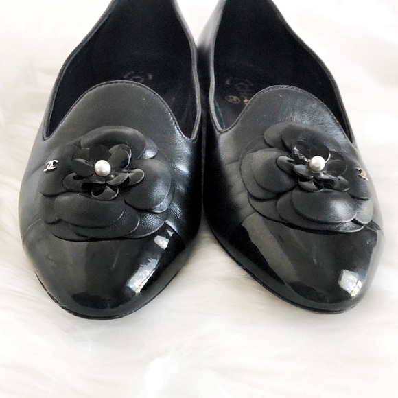 Chanel Camellia Cap Toe Flower Pearl Ballet Flats - Picture 9 of 10